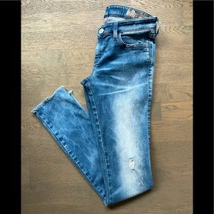 Diesel Skinzee Low - Size 28